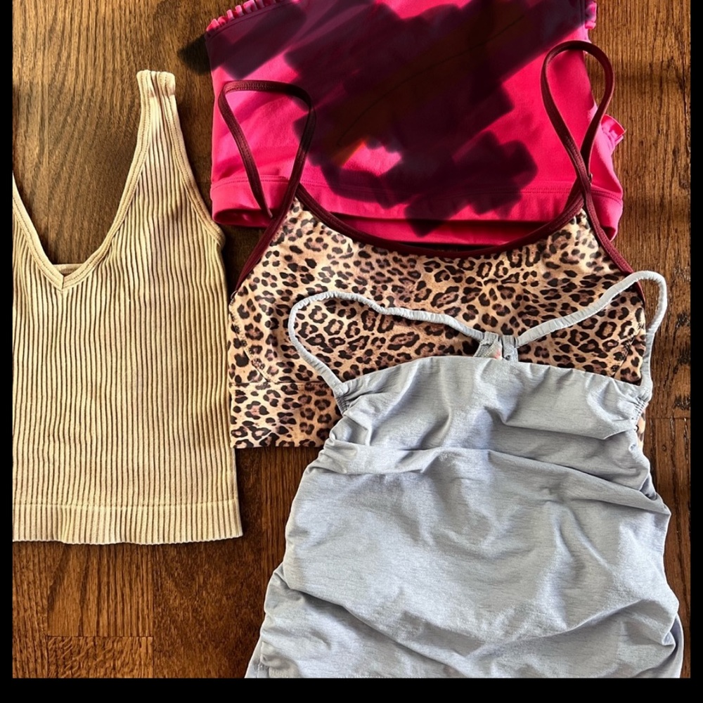Workout top bundle (3) - Picture 2 of 5